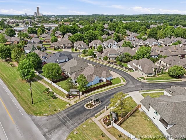 2821 E 103rd Place, Tulsa, OK 74137