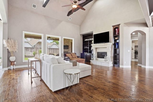 2821 E 103rd Place, Tulsa, OK 74137