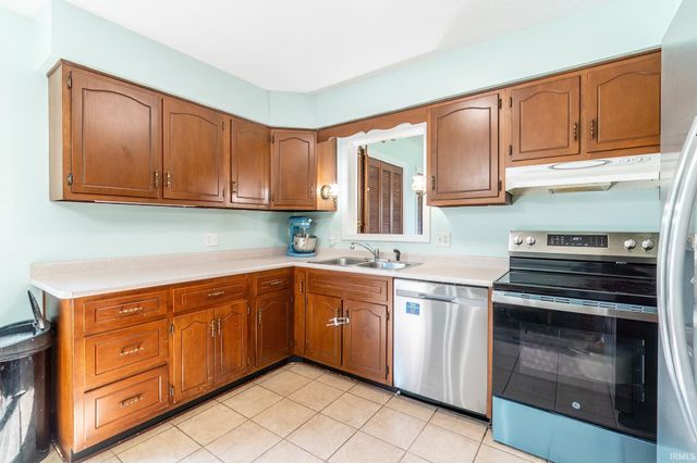 4619 Rose Hill Lane, Fort Wayne, IN 46835