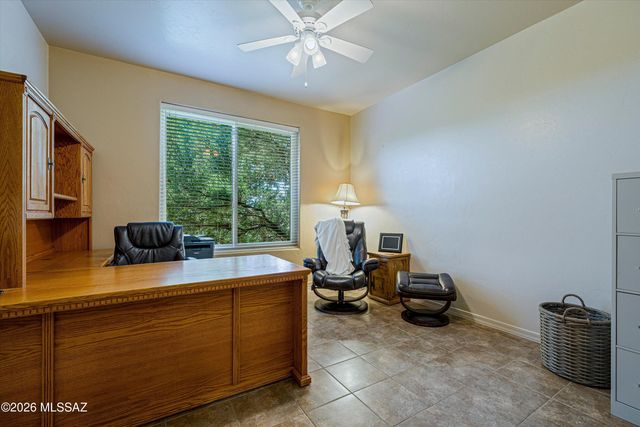 7452 E Ridge Point Road, Tucson, AZ 85750