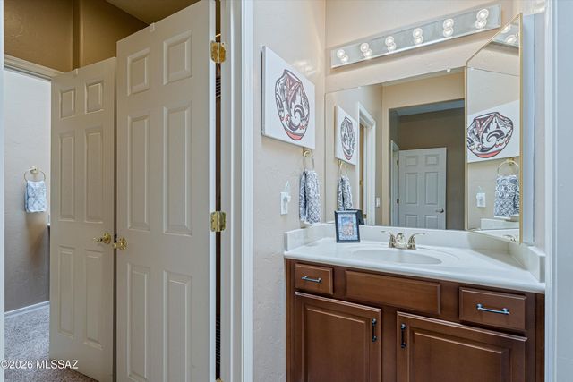 7452 E Ridge Point Road, Tucson, AZ 85750