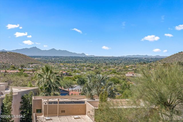 7452 E Ridge Point Road, Tucson, AZ 85750