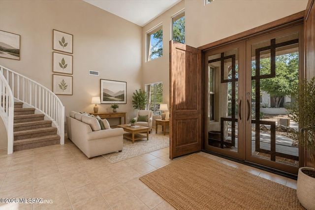 7452 E Ridge Point Road, Tucson, AZ 85750