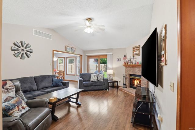 370 Cobblers Way, Waterloo, IN 46793