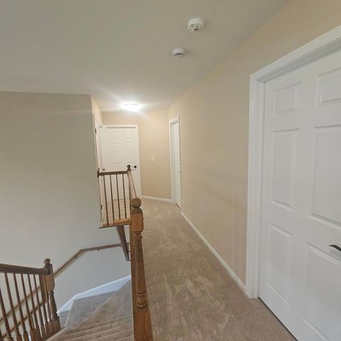 6085 Delaney Drive, Hoffman Estates, IL 60192