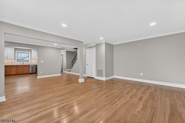 602 Westminster Ct, Hillsborough Twp., NJ 08844