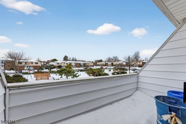 602 Westminster Ct, Hillsborough Twp., NJ 08844