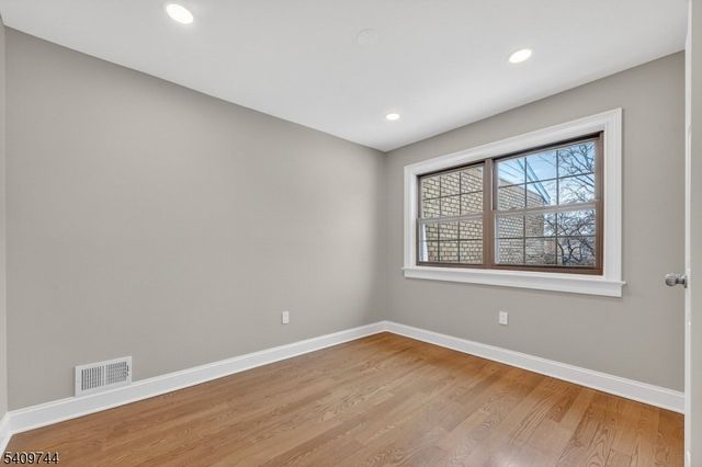 602 Westminster Ct, Hillsborough Twp., NJ 08844