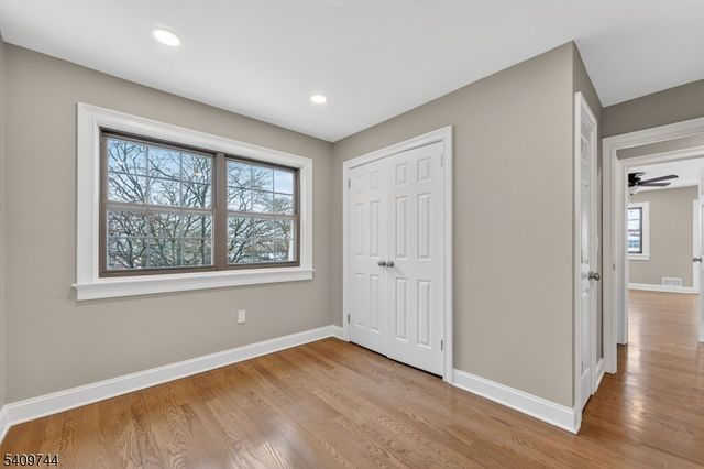 602 Westminster Ct, Hillsborough Twp., NJ 08844