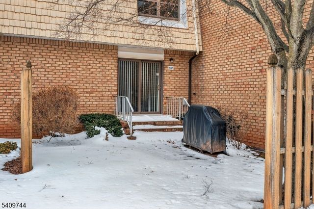 602 Westminster Ct, Hillsborough Twp., NJ 08844