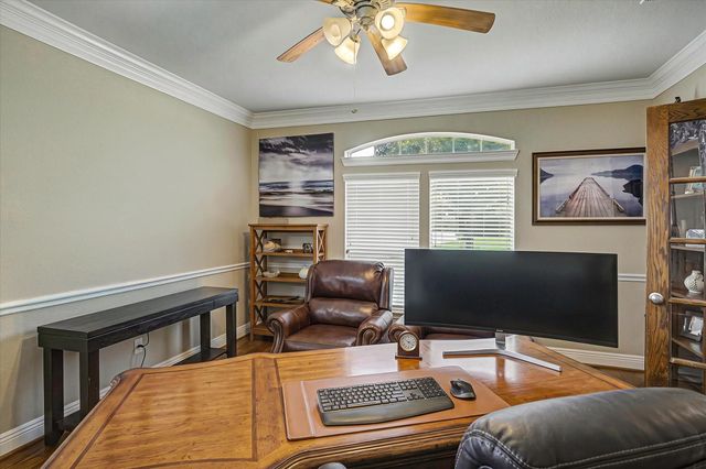 422 Old Orchard Drive, Dickinson, TX 77539