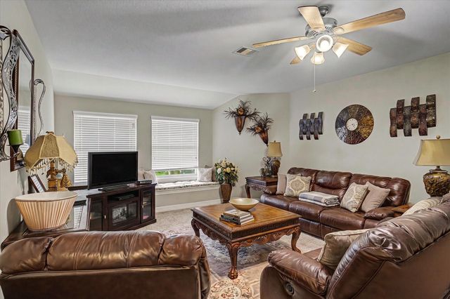 422 Old Orchard Drive, Dickinson, TX 77539