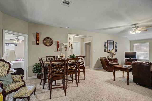 422 Old Orchard Drive, Dickinson, TX 77539