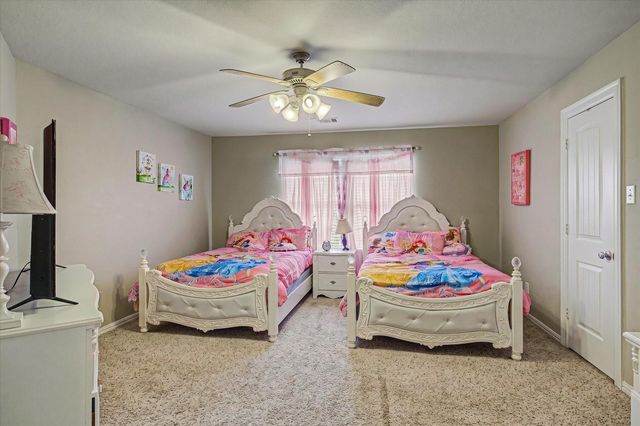 422 Old Orchard Drive, Dickinson, TX 77539