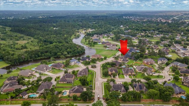 422 Old Orchard Drive, Dickinson, TX 77539