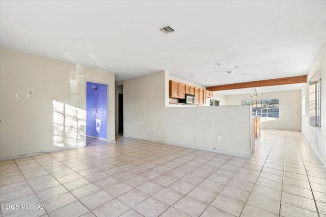 2817 E Glenn Street, Tucson, AZ 85716