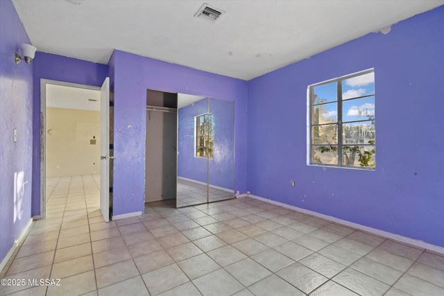 2817 E Glenn Street, Tucson, AZ 85716