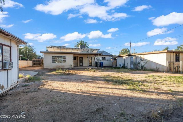 2817 E Glenn Street, Tucson, AZ 85716