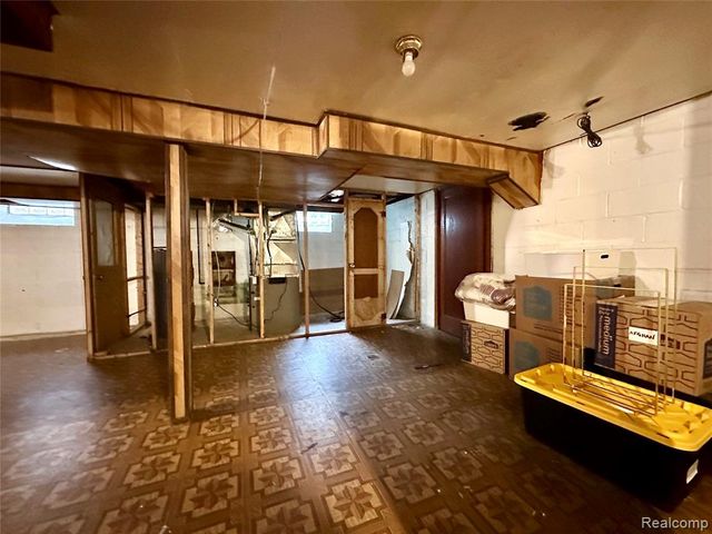 12272 Riad Street, Detroit, MI 48224