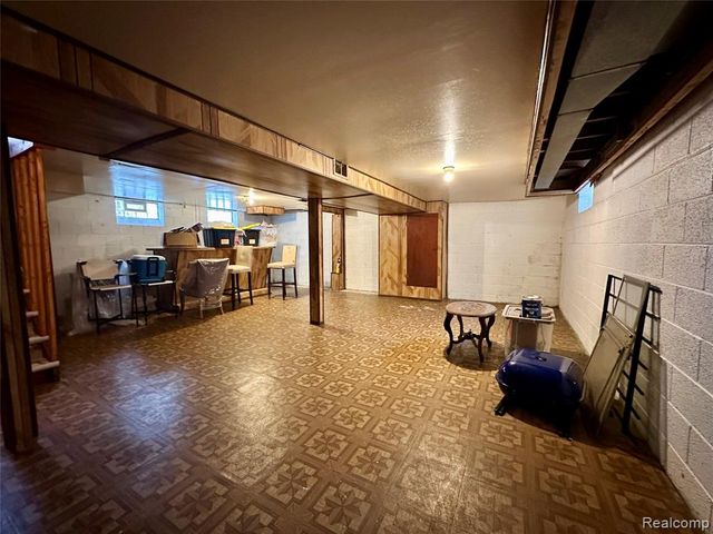 12272 Riad Street, Detroit, MI 48224