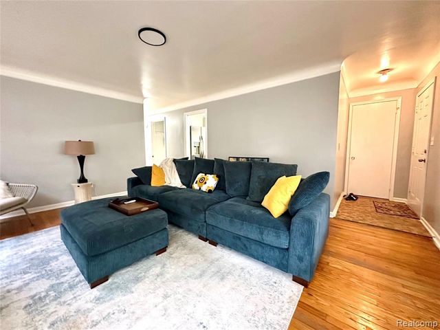 12272 Riad Street, Detroit, MI 48224