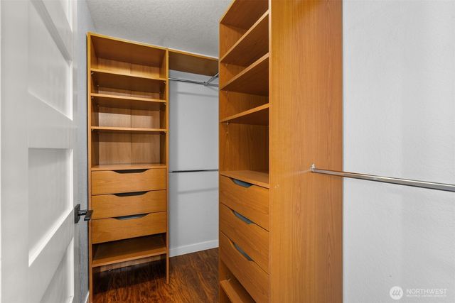9331 Pinedrop Drive SE, Olympia, WA 98513