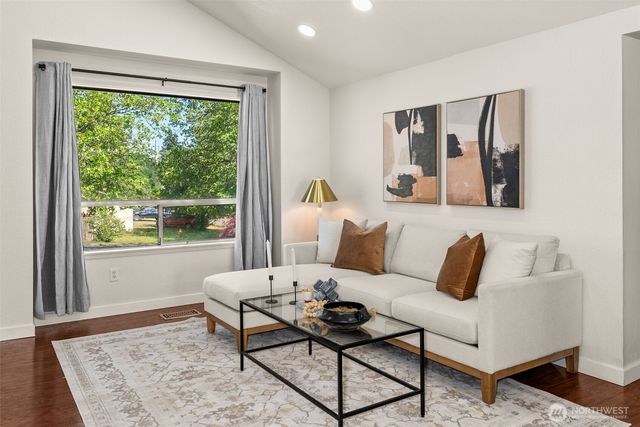 9331 Pinedrop Drive SE, Olympia, WA 98513