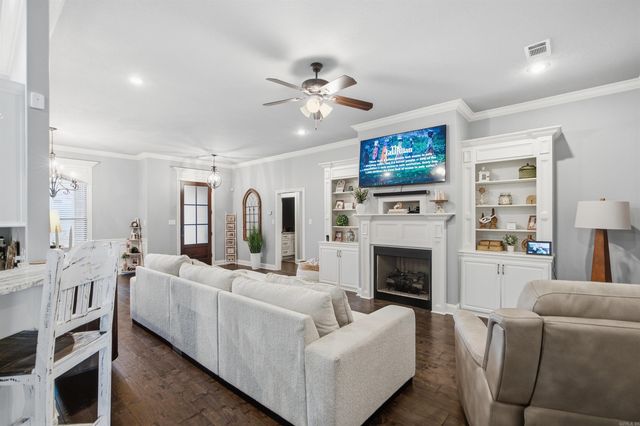 6612 Merrell Drive, Jonesboro, AR 72404