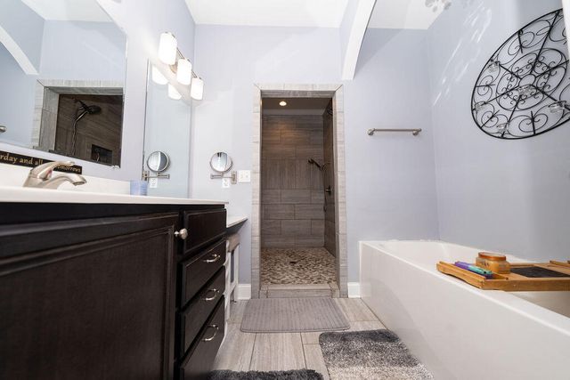 2302 W 250 S, La Porte, IN 46350