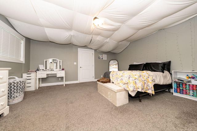 2302 W 250 S, La Porte, IN 46350