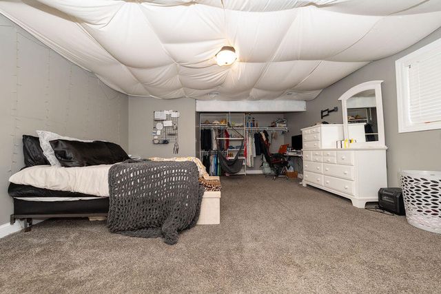 2302 W 250 S, La Porte, IN 46350
