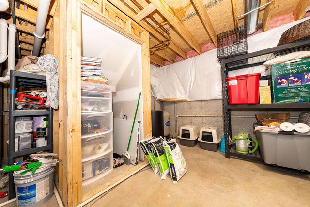 2302 W 250 S, La Porte, IN 46350