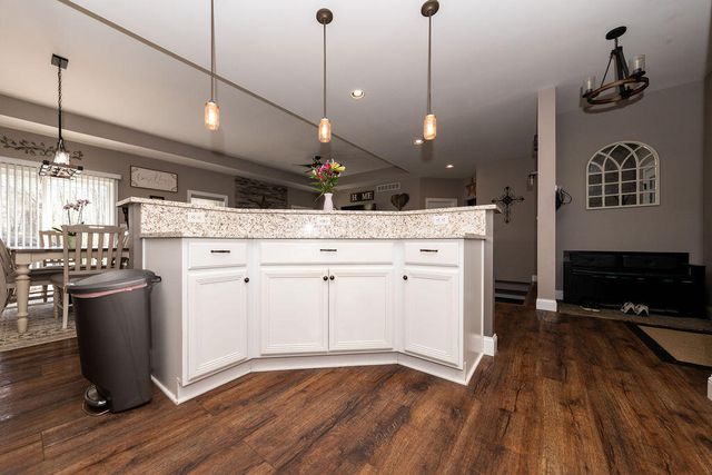2302 W 250 S, La Porte, IN 46350