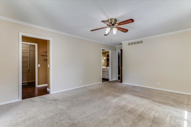 1231 N Dry Creek Dr, Derby, KS 67037