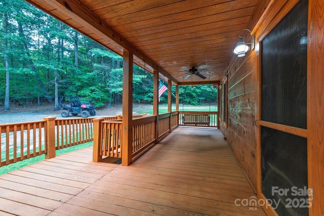 2401 Hundred Acres Lane, Lenoir, NC 28645