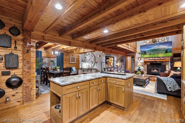 3120 Canyon Oaks, Davisburg, MI 48350