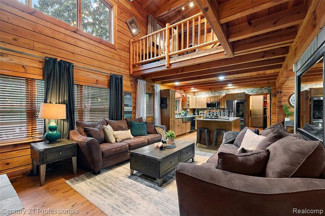 3120 Canyon Oaks, Davisburg, MI 48350