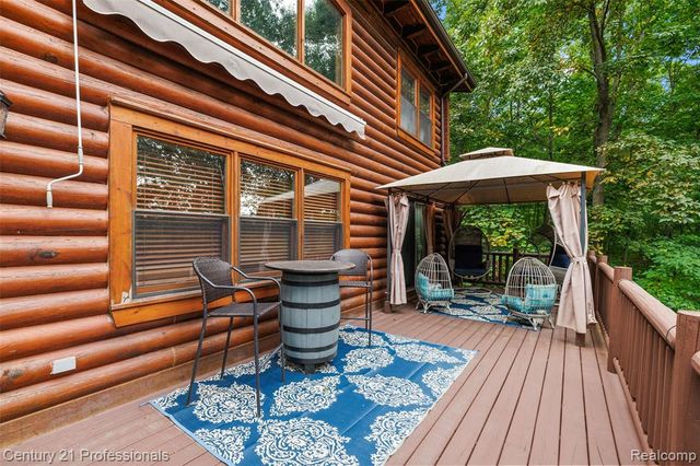 3120 Canyon Oaks, Davisburg, MI 48350