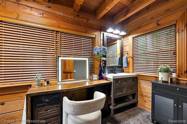 3120 Canyon Oaks, Davisburg, MI 48350