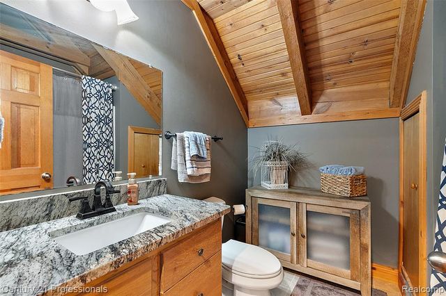 3120 Canyon Oaks, Davisburg, MI 48350