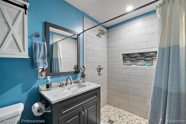 3120 Canyon Oaks, Davisburg, MI 48350