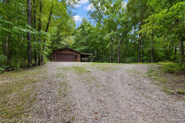 3120 Canyon Oaks, Davisburg, MI 48350