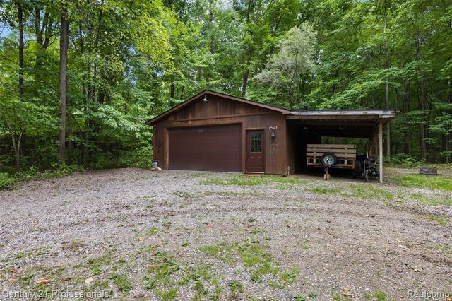 3120 Canyon Oaks, Davisburg, MI 48350