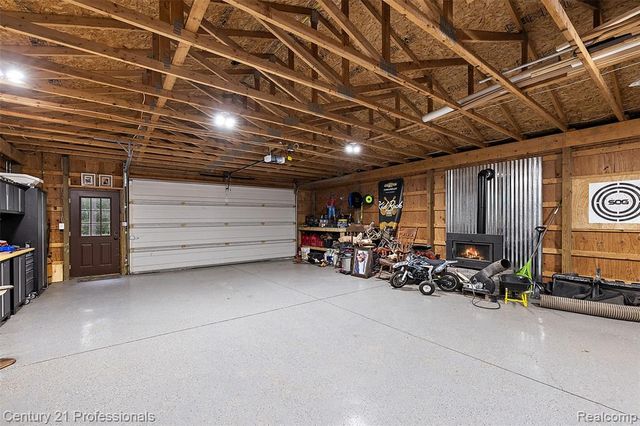 3120 Canyon Oaks, Davisburg, MI 48350