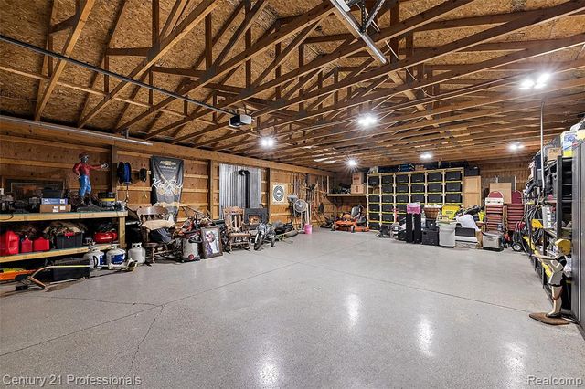 3120 Canyon Oaks, Davisburg, MI 48350