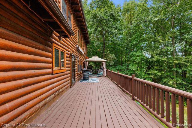 3120 Canyon Oaks, Davisburg, MI 48350