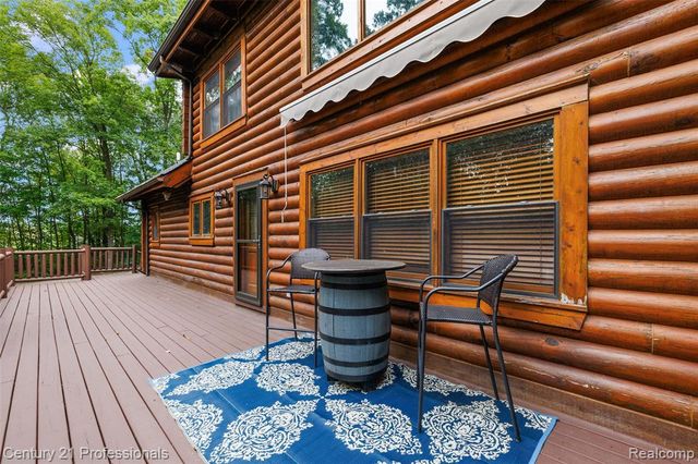 3120 Canyon Oaks, Davisburg, MI 48350