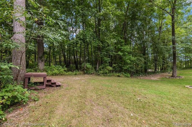 3120 Canyon Oaks, Davisburg, MI 48350