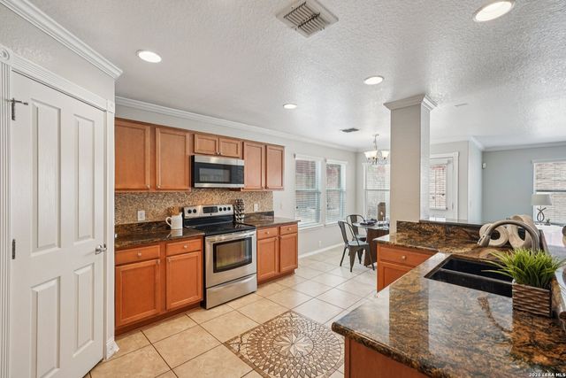 5408 COLUMBIA DR, Cibolo, TX 78108