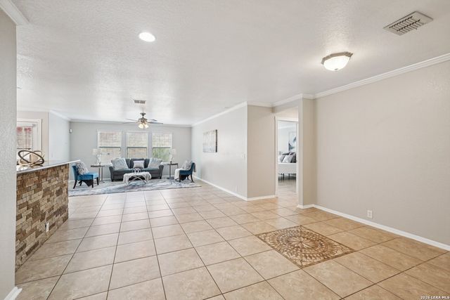 5408 COLUMBIA DR, Cibolo, TX 78108